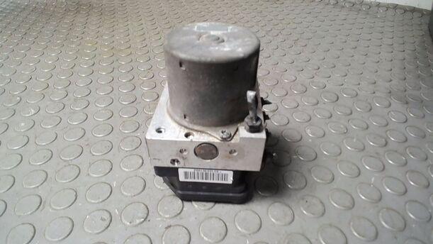 Foto: HAUPTBREMSAGGREGAT ABS eines Hyundai i10 1.1 Cup