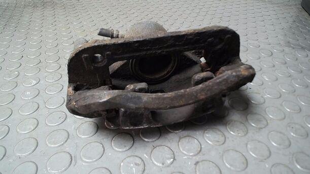 Foto: BREMSSATTEL VORN LINKS eines Hyundai i10 1.1