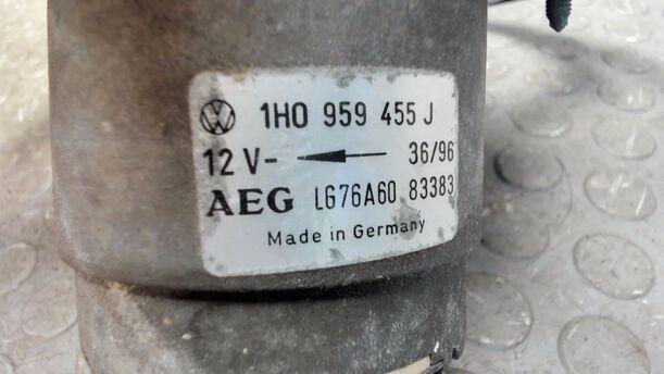 Foto: ELEKTROLÜFTER eines VW Golf Cabrio 1.8