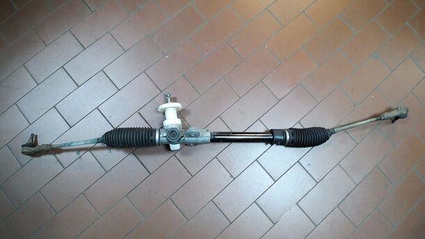 Foto: LENKGETRIEBE/ LENKUNG eines Hyundai i10 1.1