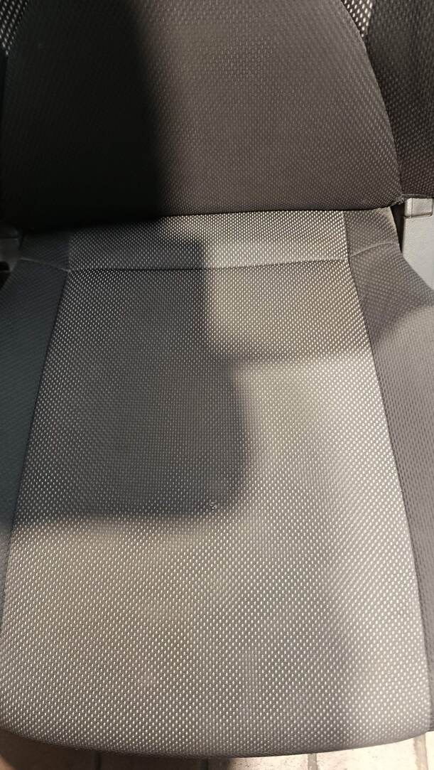 Foto: FAHRERSITZ / SITZ VORNE LINKS eines Kia Rio 1.6