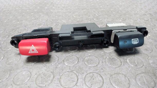 Foto: SCHALTER WARNBLINKANLAGE eines Kia Rio 1.6