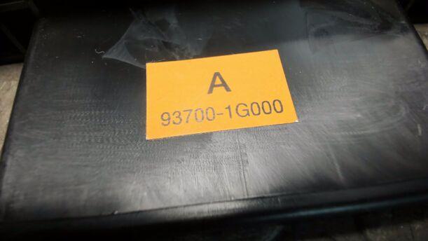 Foto: SCHALTER WARNBLINKANLAGE eines Kia Rio 1.6
