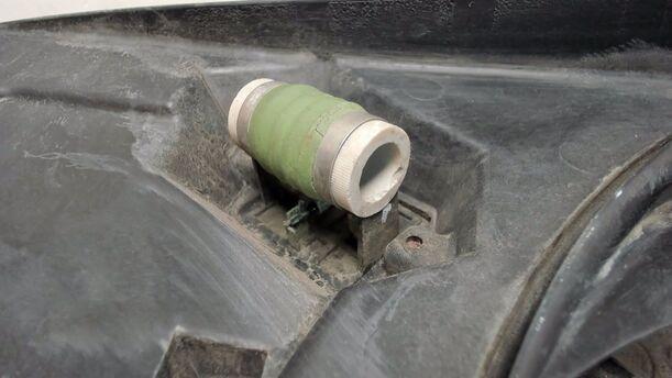 Foto: ELEKTROLÜFTER eines Kia Rio 1.6