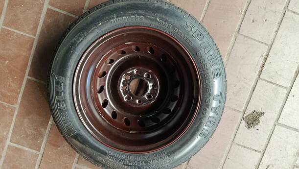 Foto: NOTRAD (13 ZOLL) eines Fiat Panda 1.2