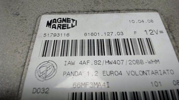 Foto: STEUERGERÄT EINSPRITZUNG / MOTORSTEUERGERÄT eines Fiat Panda 1.2 CL