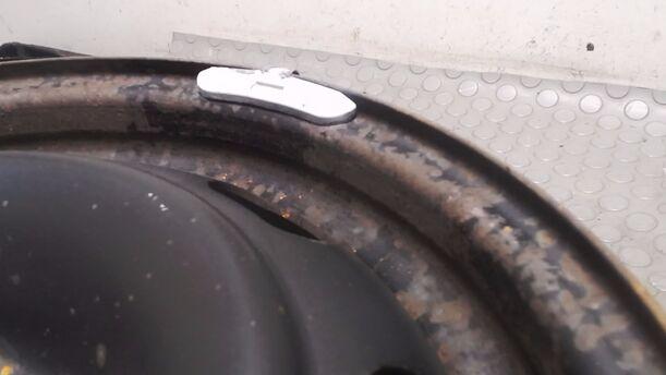 Foto: STAHLFELGE 6X15 ET27 eines Citroen C4 1.4 16V CL