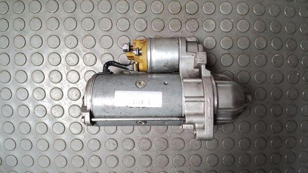 Foto: ANLASSER ( VALEO ) eines Mercedes-Benz C 220 T CDI CL