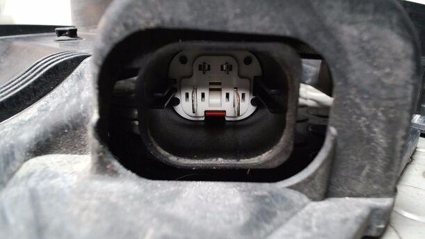Foto: ELEKTROLÜFTER eines Mercedes-Benz C 220 T CDI CL