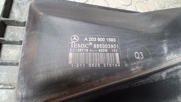 Foto: ELEKTROLÜFTER eines Mercedes-Benz C 220 T CDI CL