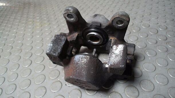 Foto: BREMSSATTEL HINTEN LINKS ( ATE / T-MODELL ) eines Mercedes-Benz C 220 T CDI CL