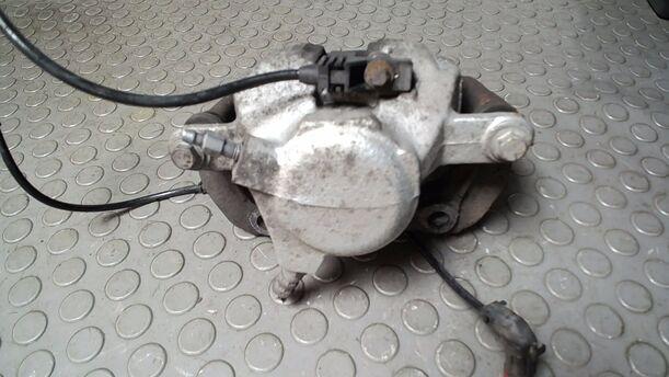 Foto: BREMSSATTEL VORN RECHTS ( LUCAS ) eines Mercedes-Benz C 220 T CDI CL
