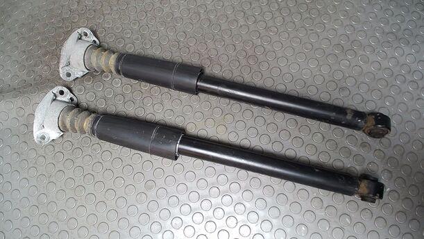 Foto: STOSSDÄMPFERPAAR HINTEN eines VW Polo 1.4 CL