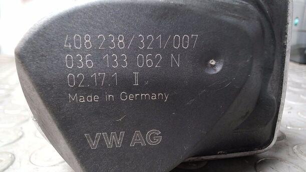 Foto: DROSSELKLAPPENSTUTZEN/ DROSSELKLAPPE eines VW Polo 1.4 CL