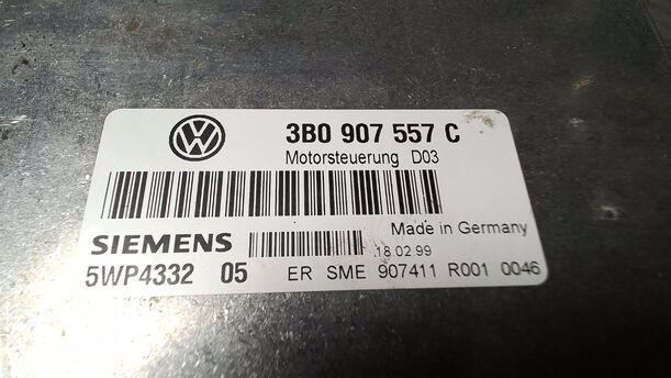 Foto: STEUERGERÄT EINSPRITZUNG/ MOTORSTEUERGERÄT eines VW Passat Variant 1.6