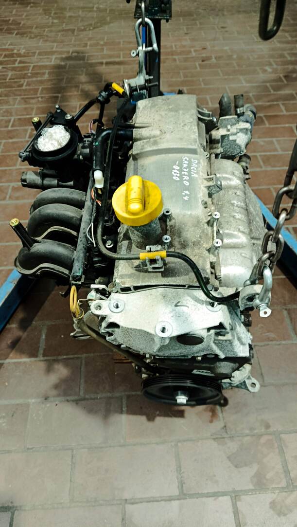 Foto: MOTOR ( K7JA710 ) eines Dacia Sandero 1.4 MPI
