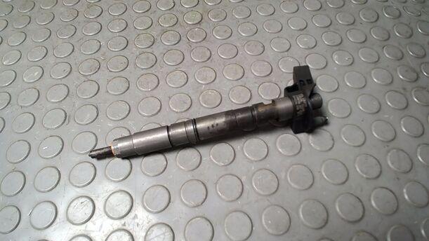 Foto: EINSPRITZVENTIL/ INJEKTOR eines VW Passat 2.0 TDI DPF