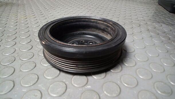 Foto: RIEMENSCHEIBE KURBELWELLE eines VW Passat 2.0 TDI DPF