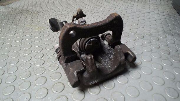 Foto: BREMSSATTEL HINTEN RECHTS ( TRW ) eines Renault Clio 1.6 16V