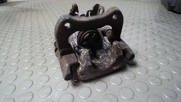 Foto: BREMSSATTEL HINTEN LINKS ( TRW ) eines Renault Clio 1.6 16V