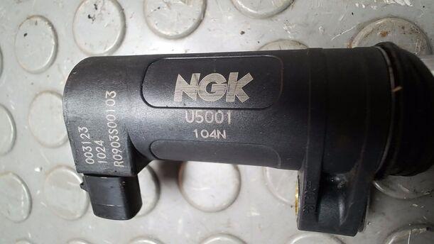 Foto: ZÜNDSPULE ( NGK ) eines Renault Clio 1.6 16V