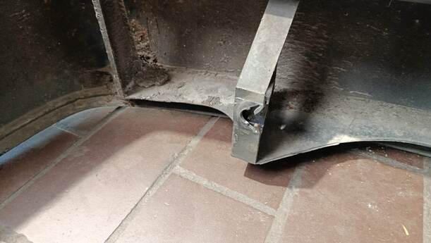 Foto: STOSSFÄNGER/ STOßSTANGE HINTEN ( UNLACKIERT ) eines Mazda Demio 1.4