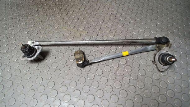 Foto: SCHEIBENWISCHERGESTÄNGE VORN eines Mazda Demio 1.4