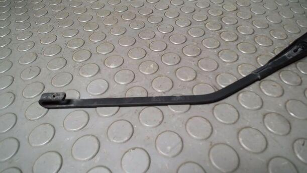 Foto: SCHEIBENWISCHERARM HINTEN eines Mazda Demio 1.4