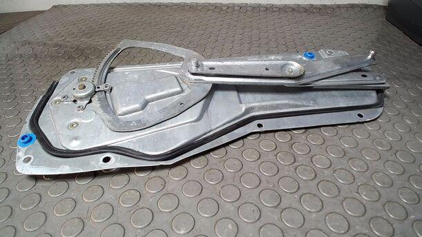 Foto: FENSTERHEBER ELEKTRISCH HINTEN LINKS eines Volvo V70 2.4