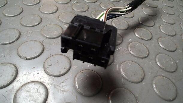 Foto: AUSSENSPIEGEL ELEKTRISCH VERSTELLBAR LINKS eines Volvo V70 2.4