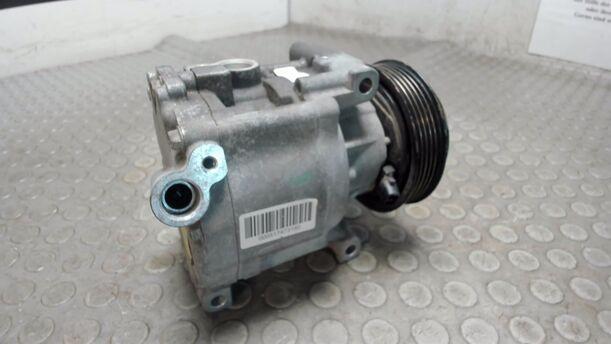 Foto: KLIMAKOMPRESSOR eines Fiat Panda 1.2