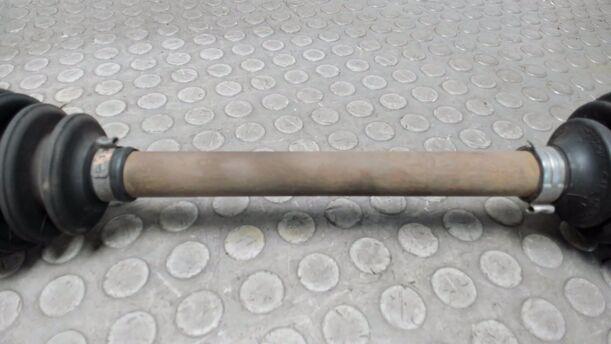 Foto: ANTRIEBSWELLE LINKS eines Fiat Panda 1.2