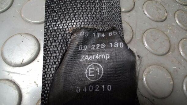 Foto: SICHERHEITSGURT VORN LINKS ( 4/5 TÜRER ) eines Opel Corsa 1.0 12V