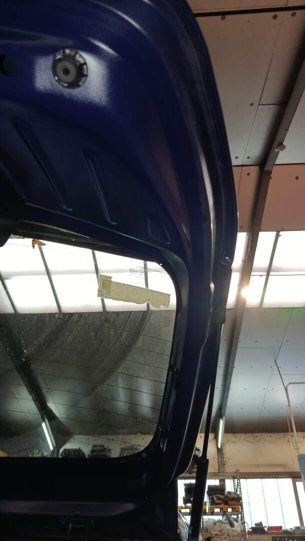 Foto: HECKKLAPPE / HECKDECKEL eines Dacia Sandero 1.4 MPI