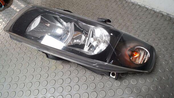 Foto: SCHEINWERFER LINKS ( VALEO ) eines Seat Toledo 1.9 TDI