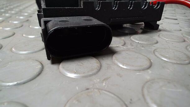 Foto: SICHERUNGSKASTEN BATTERIE eines Seat Toledo 1.9 TDI
