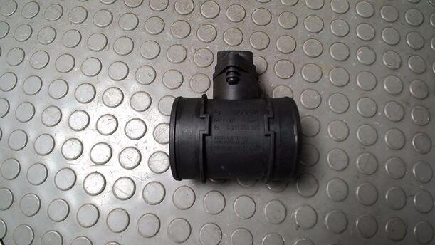 Foto: LUFTMASSENMESSER ( BOSCH ) eines Opel Astra 1.7 DTI