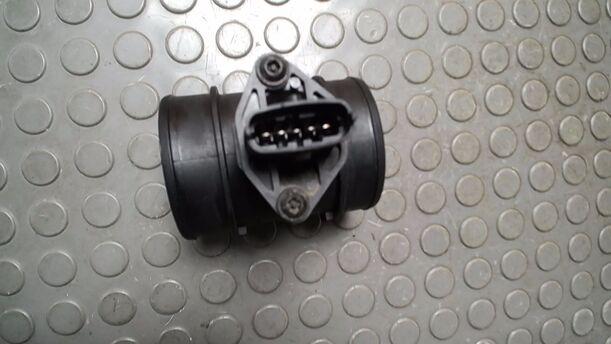 Foto: LUFTMASSENMESSER ( BOSCH ) eines Opel Astra 1.7 DTI