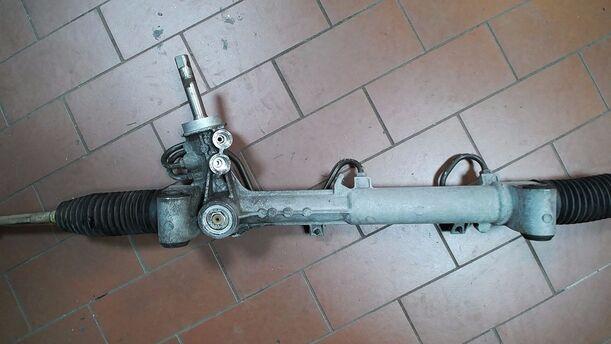 Foto: SERVOLENKUNG/ LENKGETRIEBE ( TRW 2 ) eines Opel Astra 1.7 DTI