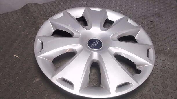 Foto: RADKAPPE / FELGENABDECKUNG 16 ZOLL eines Ford Mondeo Turnier 2.0 TDCi
