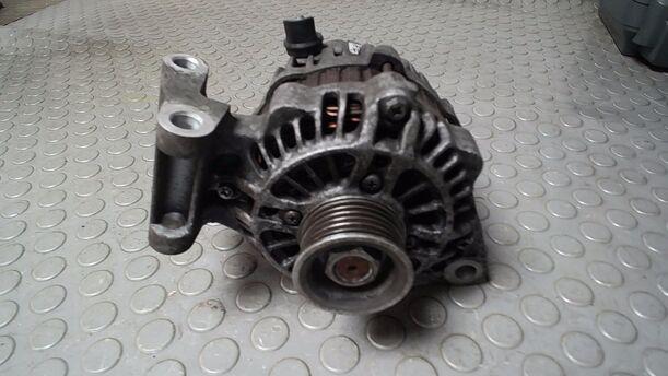 Foto: LICHTMASCHINE ( 90 A ) eines Ford Fusion 1.4