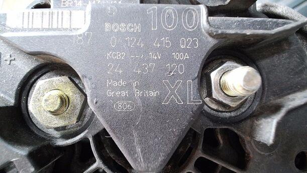 Foto: LICHTMASCHINE ( BOSCH / 100 A ) eines Opel Corsa 1.0 12V