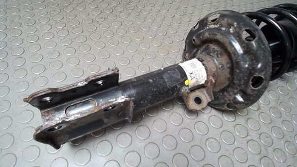 Foto: FEDERBEIN VORN LINKS ( Z10XE ) eines Opel Corsa 1.0 12V
