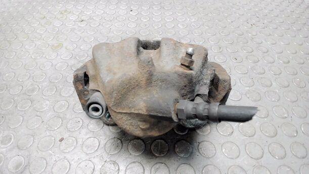 Foto: BREMSSATTEL VORNE RECHTS eines Volvo V70 2.4