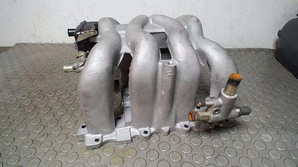 Foto: ANSAUGKRÜMMER/ ANSAUGBRÜCKE eines Mazda Demio 1.4