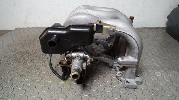 Foto: ANSAUGKRÜMMER/ ANSAUGBRÜCKE eines Mazda Demio 1.4