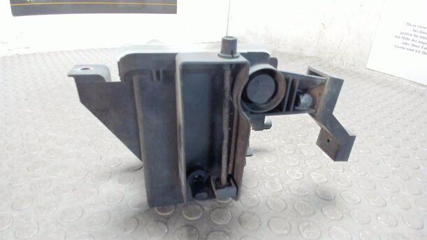 Foto: NEBELSCHEINWERFER LINKS ( VOR FACELIFT ) eines Opel Zafira 2.2 Automatik