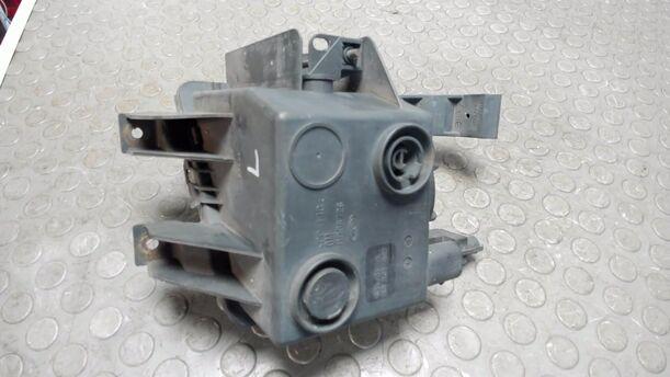 Foto: NEBELSCHEINWERFER LINKS ( VOR FACELIFT ) eines Opel Zafira 2.2 Automatik