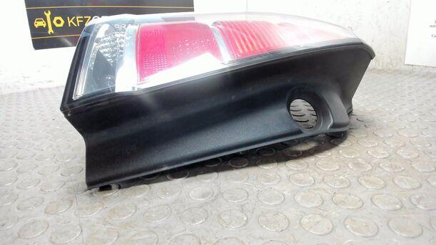 Foto: HECKLEUCHTE / RÜCKLICHT LINKS eines Opel Zafira 2.2 Automatik