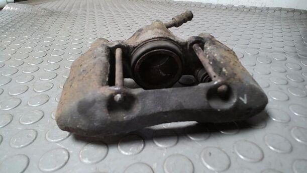 Foto: BREMSSATTEL VORN LINKS eines Mazda Demio 1.4
